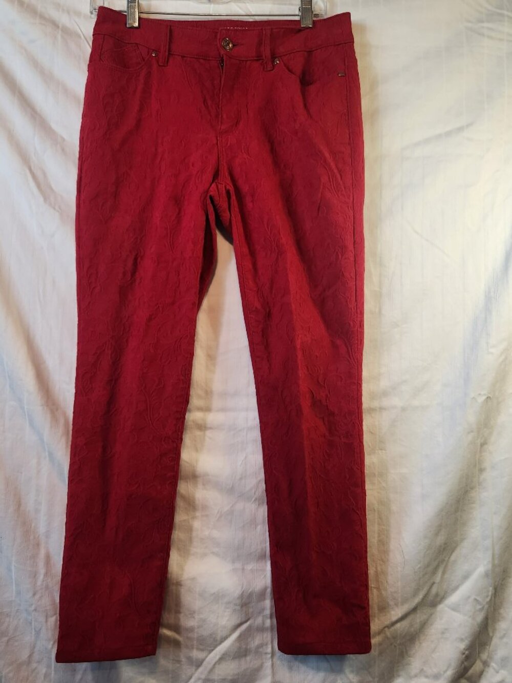 Chico's Jeggings Red Jacquard Skinny Pants Size 2R Chico's 00R